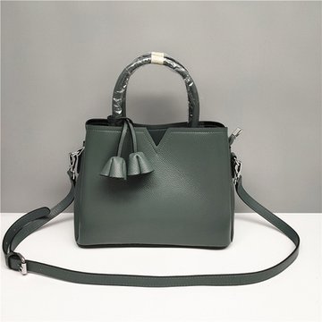 Шкіряна сумка з ручкою та брелоком С01-КТ-3026 Зелена