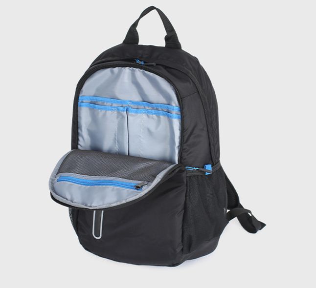 Вместительный городской рюкзак из плотной ткани с лого С48-0580 Черный
