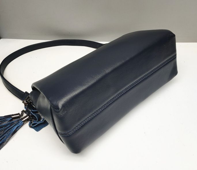 Кожаная сумка клатч трапеция с тремя отделами и ремешком на плечо С01-КТ-3043 Синяя