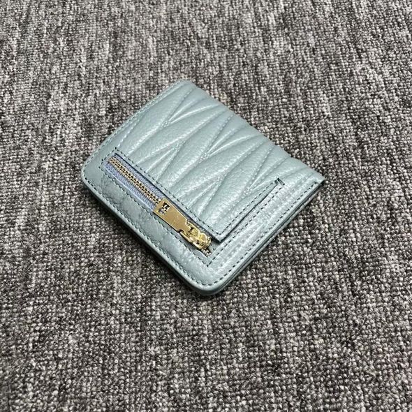 Маленький шкіряний гаманець книжечка хвиляста фактура С21-КТ-10262 Блакитний