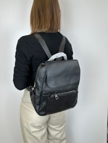 Шкіряний рюкзак з клапаном Lanvera С101-КТ-2830 Чорний