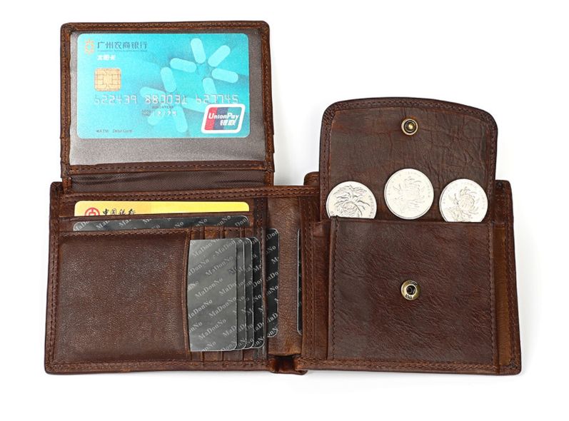 Шкіряний невеликий чоловічий гаманець портмоне А03-КТ-10246 Коричневий