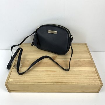 Овальна міні сумка через плече з двома відділеннями Чорний