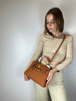 Кожаная сумка с ручкой 25см / золотая фурнитура КТ-815-25 Коричневая