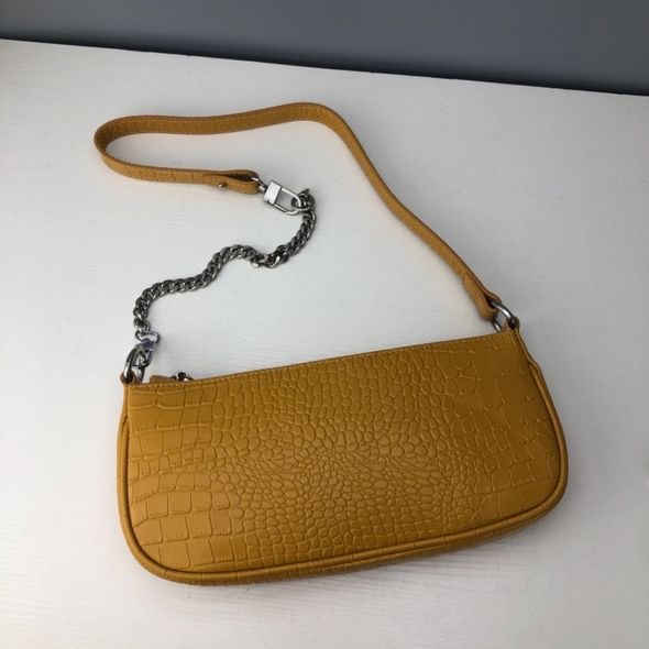 Вузька сумка багет фактура під крокодила / фурнітура срібло / натуральна шкіра (252) Жовтий